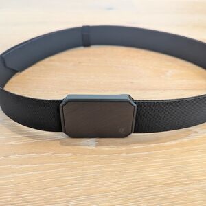 Modern Black Webbing Men's Belt with Matte Buckle